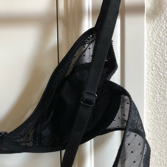 French Lacey bra with mauve fringe - Picture 9 of 10